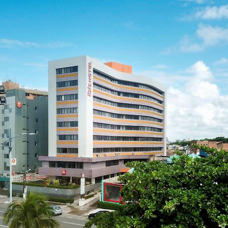 Hotel Ibis Maceio Pajucara Esterno foto