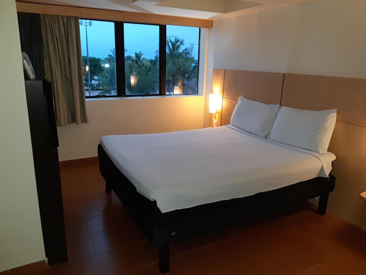 Hotel Ibis Maceio Pajucara Esterno foto